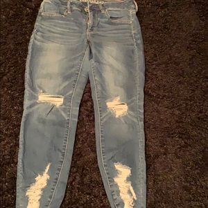 American Eagle cropped skinny jeans